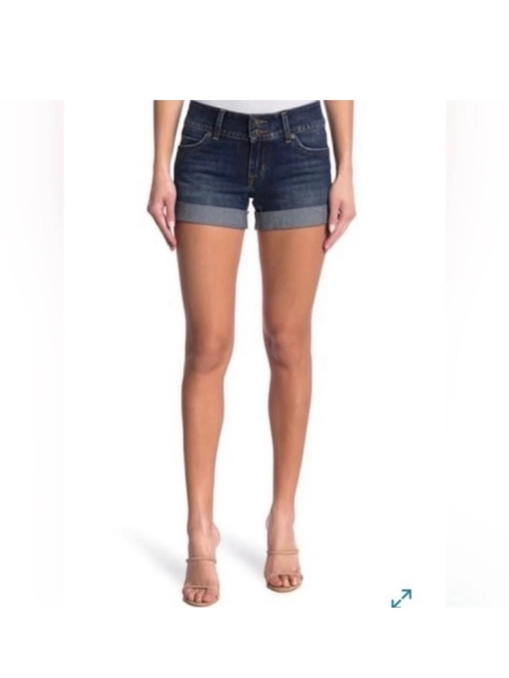 Hudson Ruby Mid-Thigh Jean Shorts. Cuffed hem. Medium Wash. Size 29
